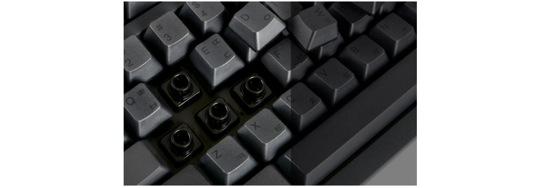 Bàn phím cơ Leopold FC980C Black Topre Made in Japan trang bị switch Topre danh tiếng của Nhật bản